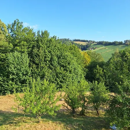 Suedsteirisches Hofglueck Xxl Ferienreich Im 1 Stock