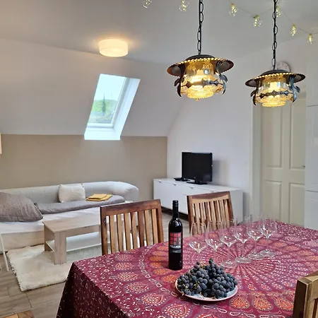 Suedsteirisches Hofglueck Xxl Ferienreich Im 1 Stock Apartman Leutschach